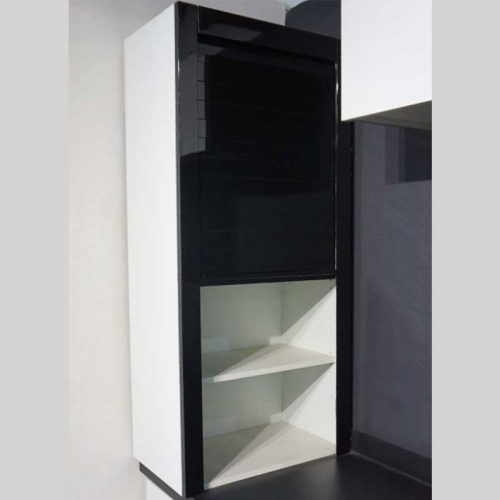 ROLLING SHUTTER GLASS BLACK