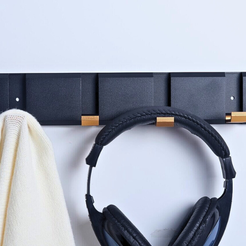 MULTIPURPOSE HANGER WITH FOLDABLE HOOKS (ALUMINIUM)