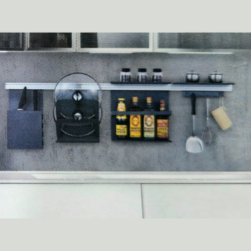 WALL MOUNTED HANGING SPICE RACK